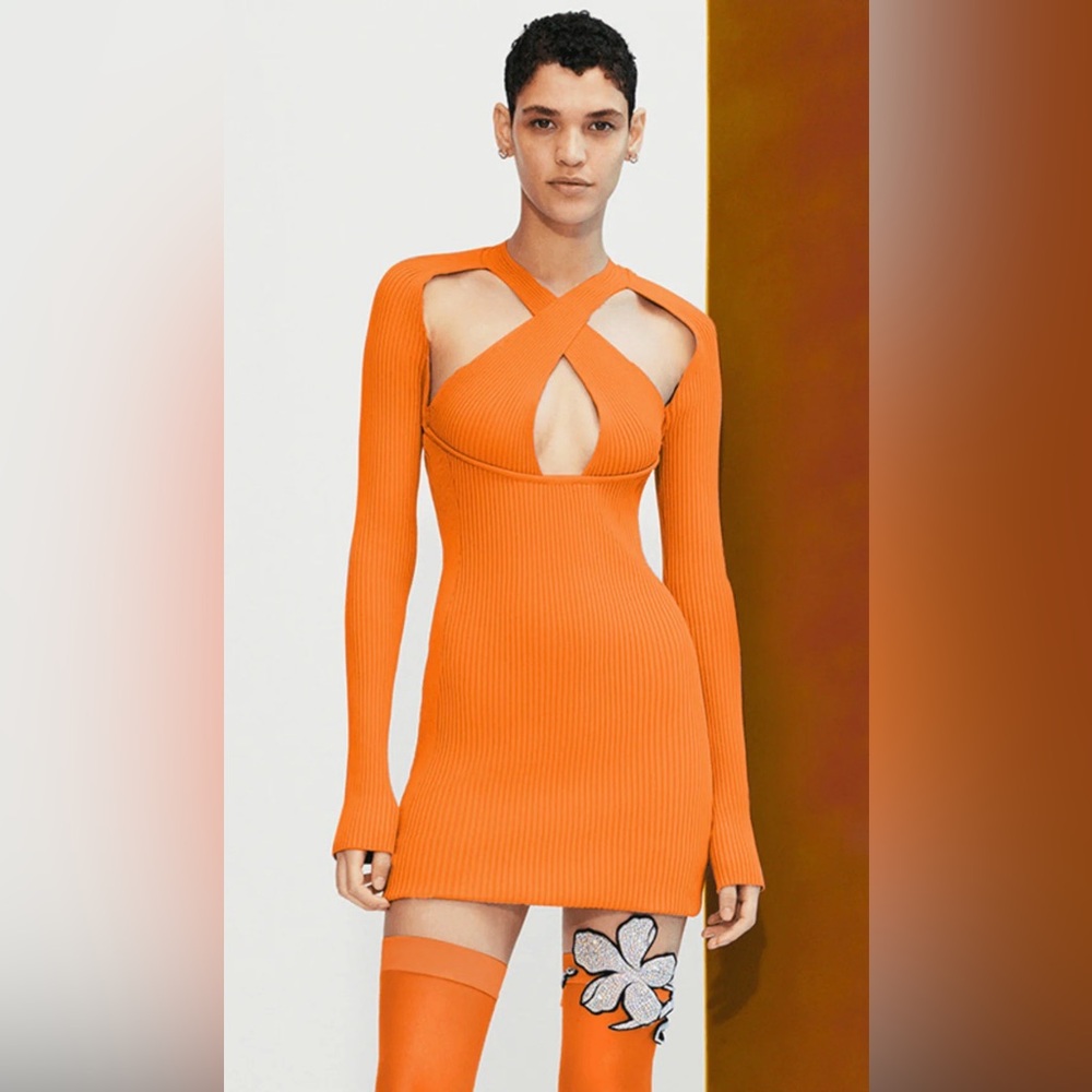 NWT.  Chic Long Sleeve Bandage Orange Dress With Cutouts.